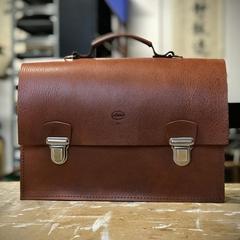 バッグ がiLostで Prefecture De Police B によって報告されました