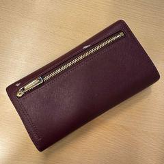 Wallet Taylor, as reported by Marriott Paris Rive Gauche using iLost