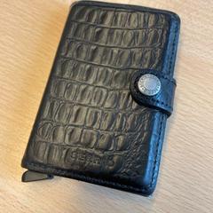 Porte-cartes Smith, a été signalé par Laneway Festival - Sydney utilisant iLost