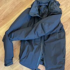Jacket, as reported by Entur - Oslo using iLost