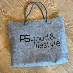 Handbag, as reported by Noida International Airport using iLost