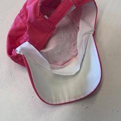 Baseball cap, as reported by Museo Guggenheim Bilbao using iLost